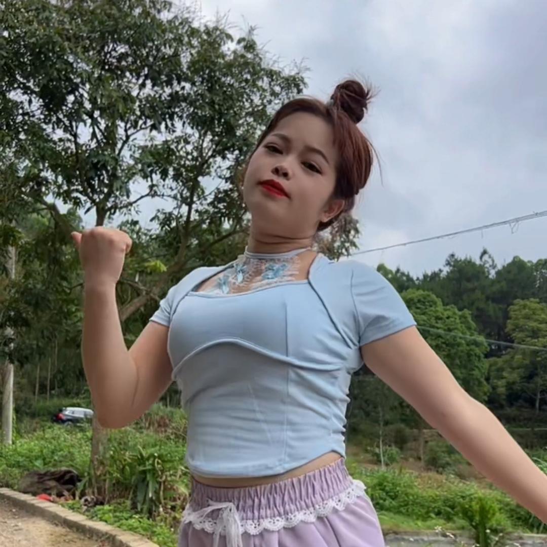 梨诗诗
