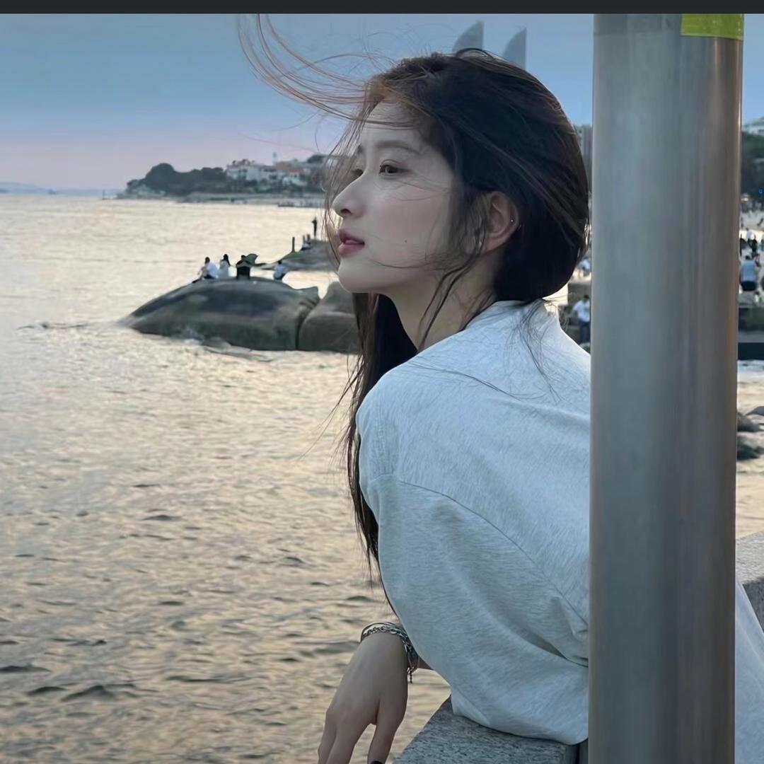 面包姐.