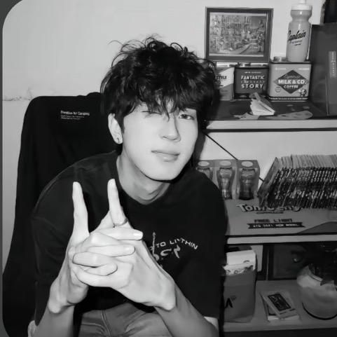 ￴￴ ￴￴ ￴￴￴ ￴￴ ￴￴