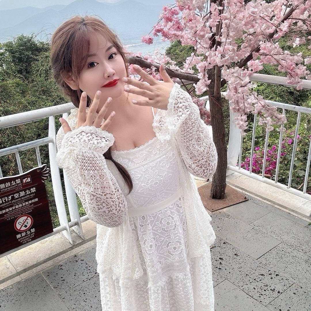 小钰是个胖仙女