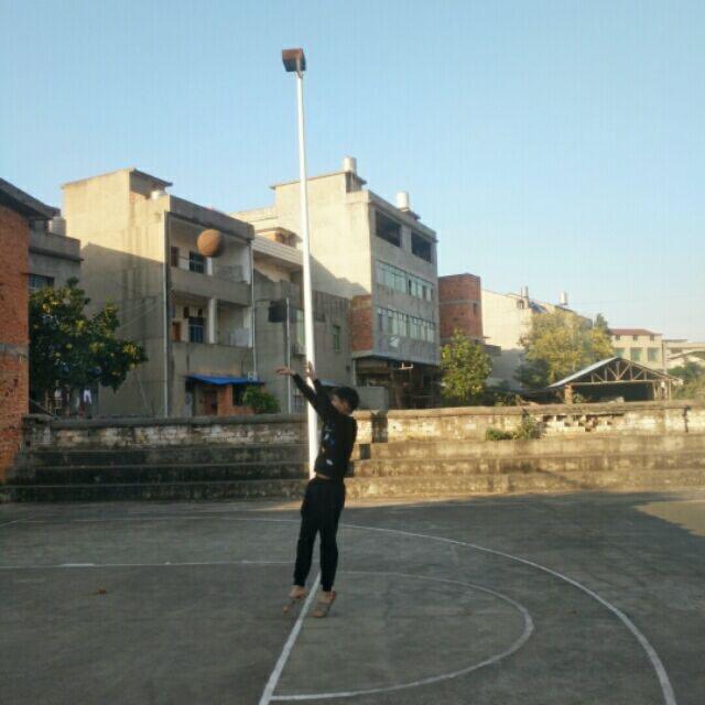 梦里寻她