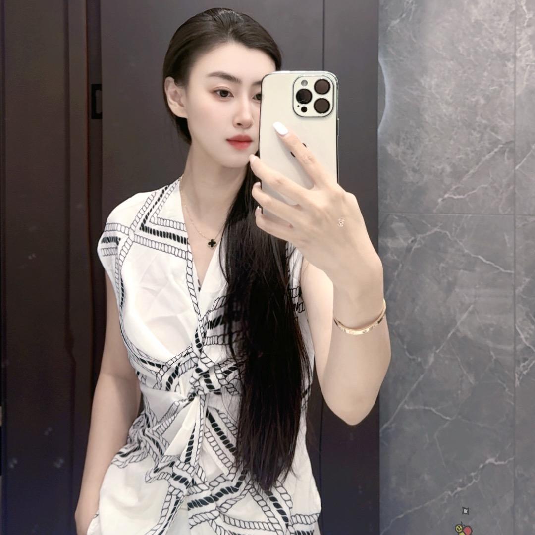 霓（优选 服饰）