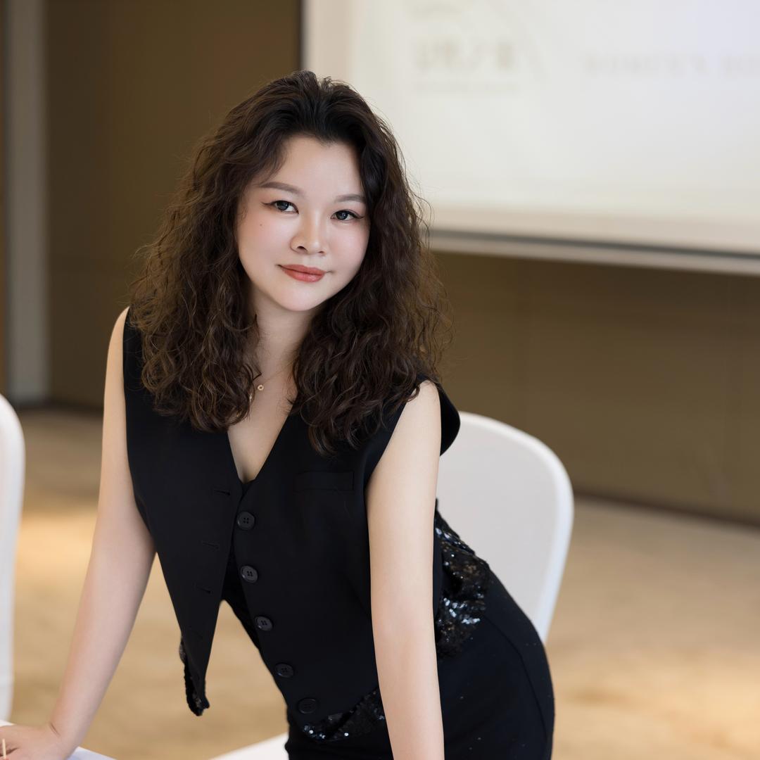 安溪的快乐服装人-玉玲