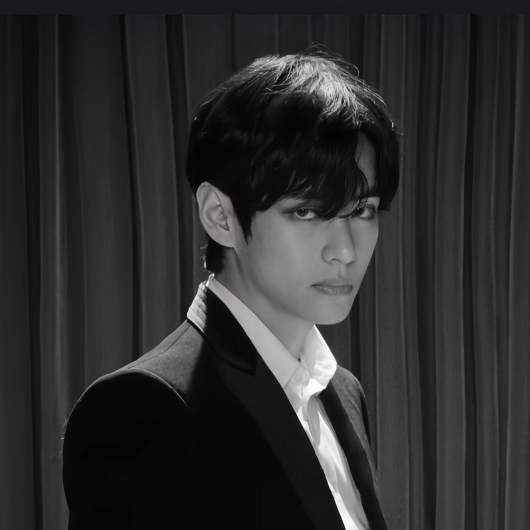 𝐓𝐊𝐡𝐬𝐦𝐢𝐧.