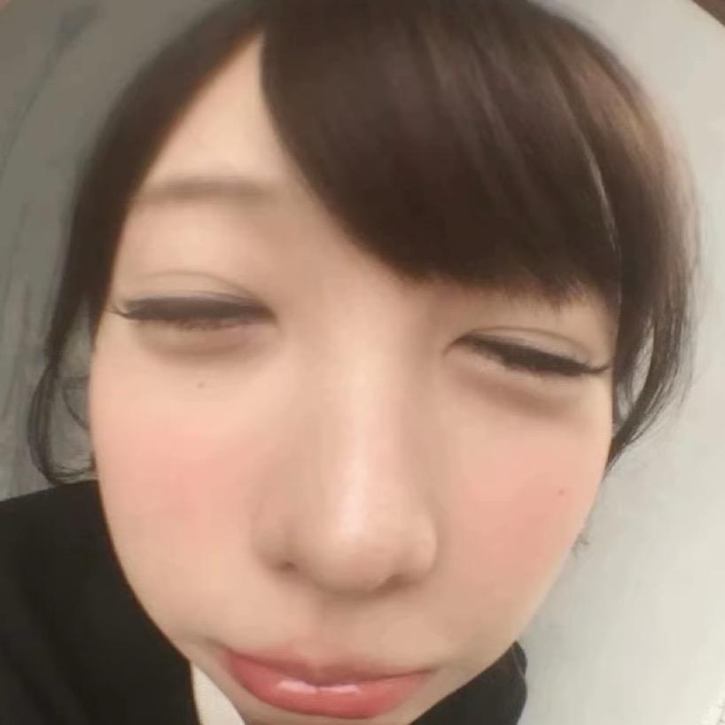 ⦮ ⦯爱哭的小猫