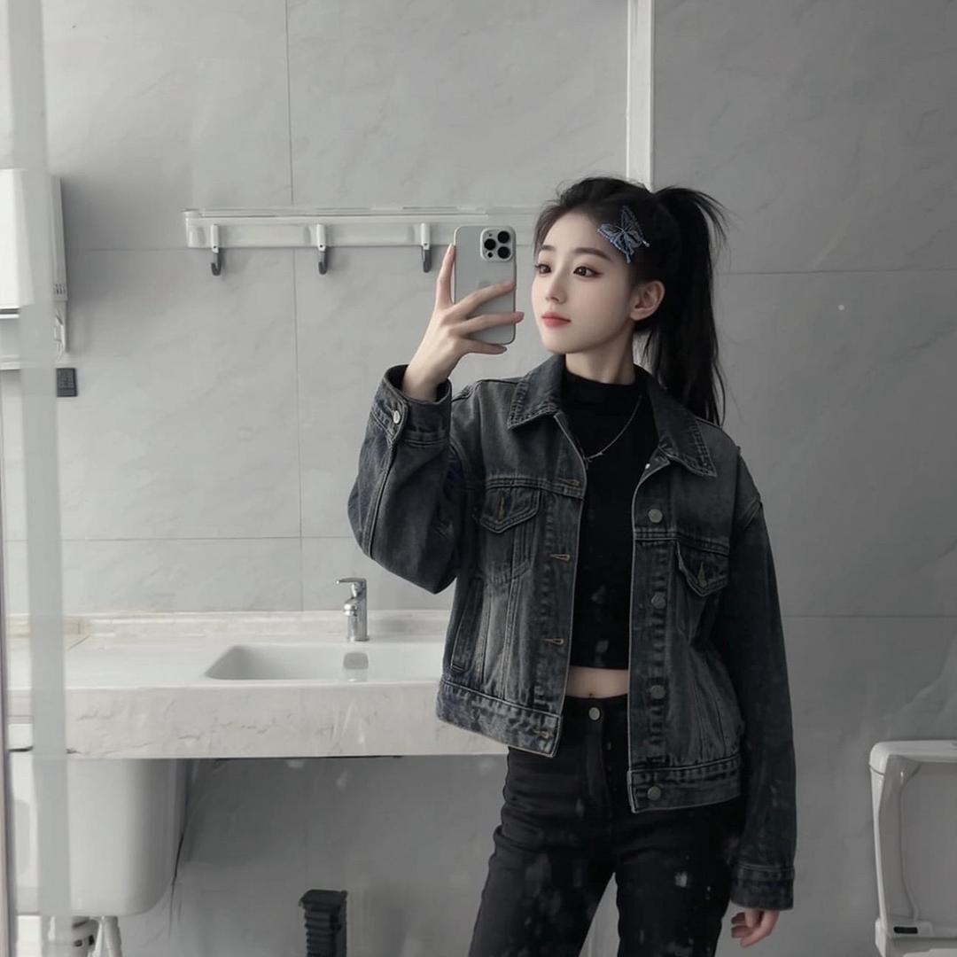 @伊人
