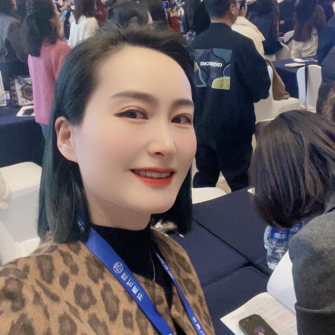 益阳【信子名品】服饰~娜小娜