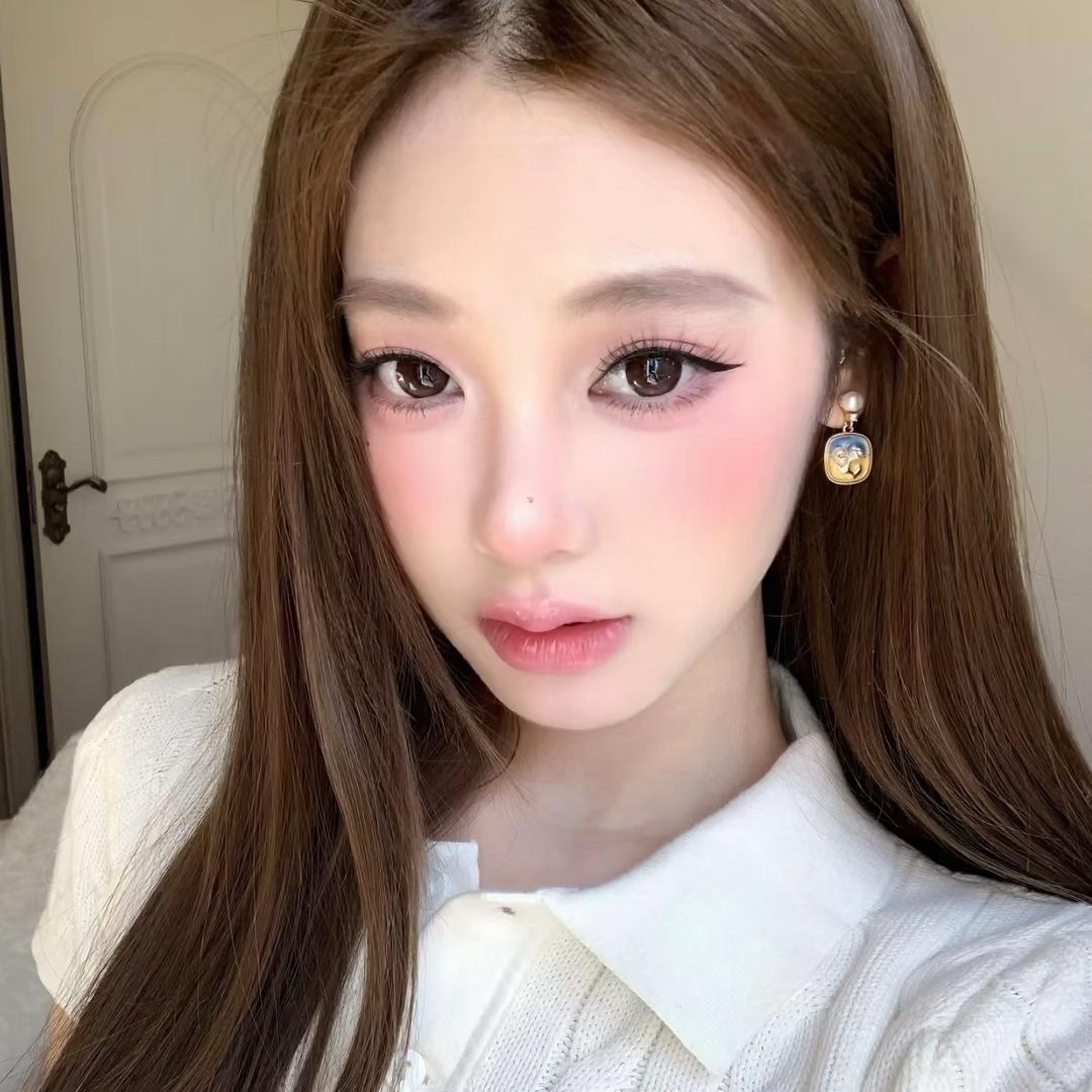 卷个泡芙吃‧₊˚