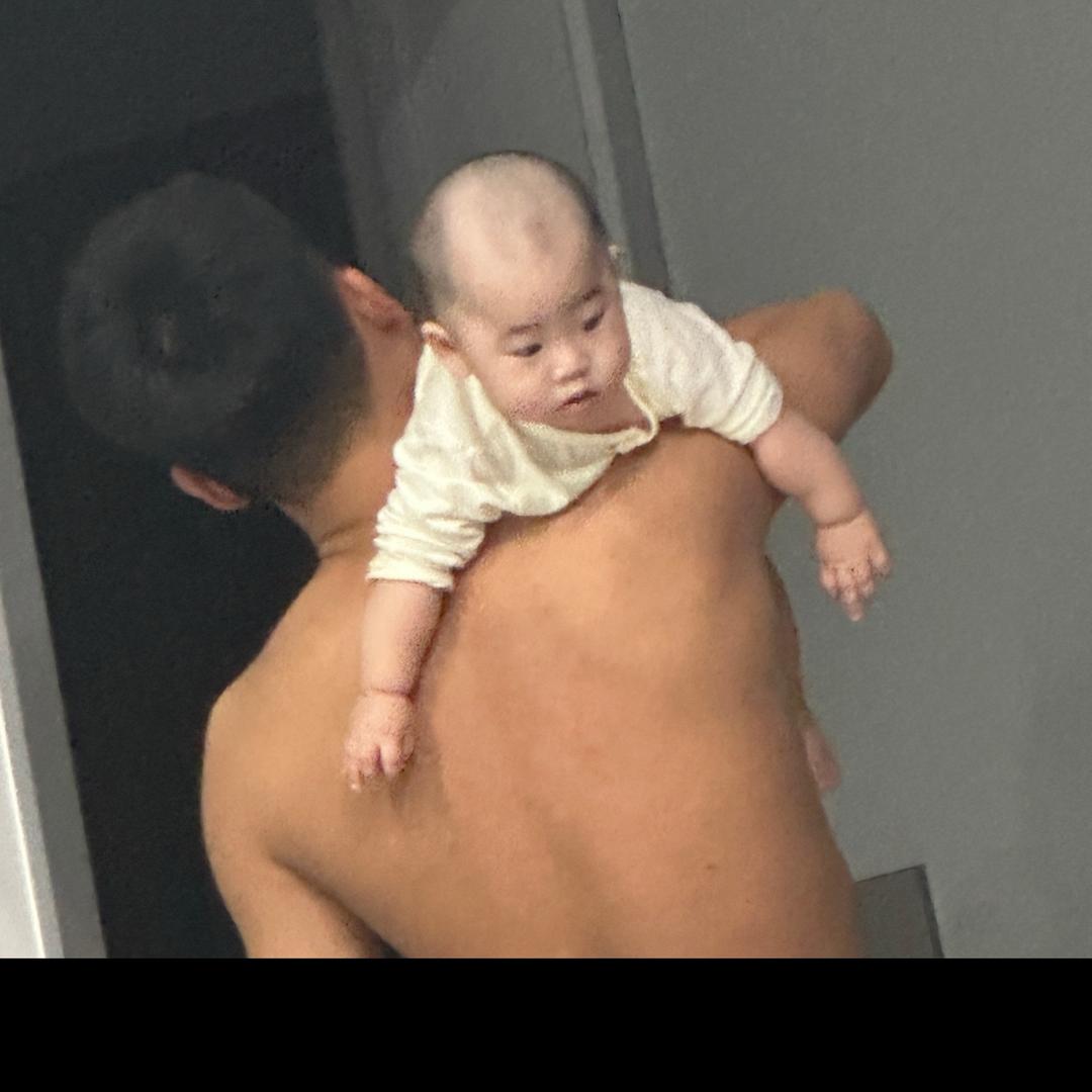 一枚糖宝宝🍼🍬