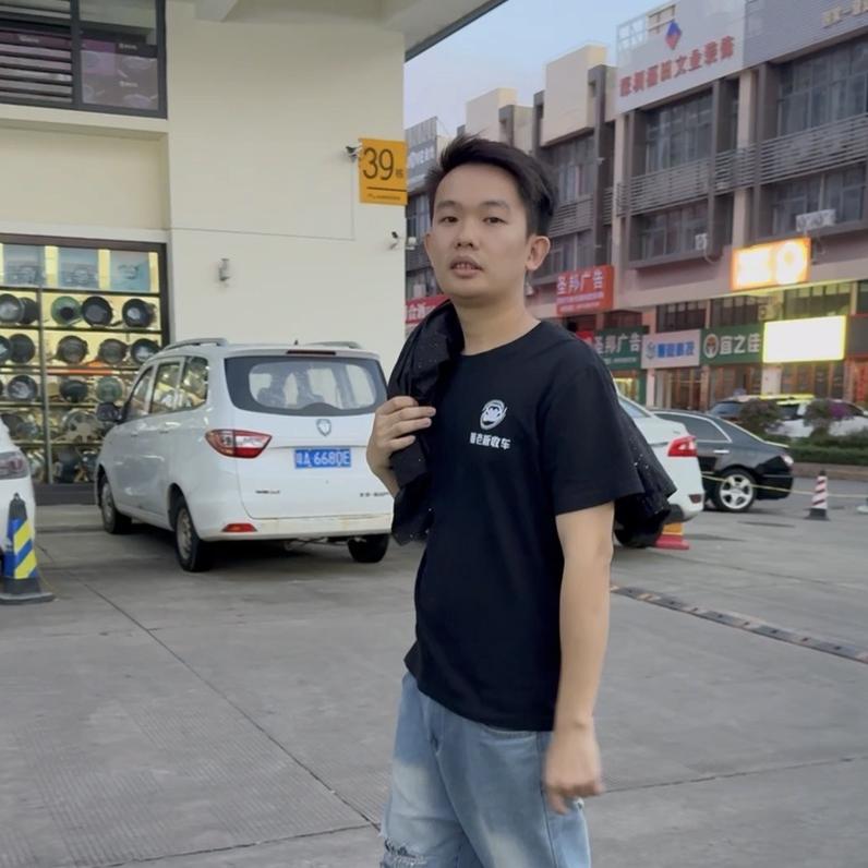 海南新能源董老板高价收车