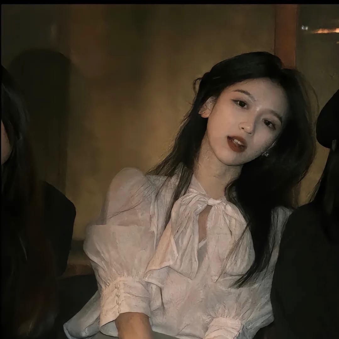 多笑笑.