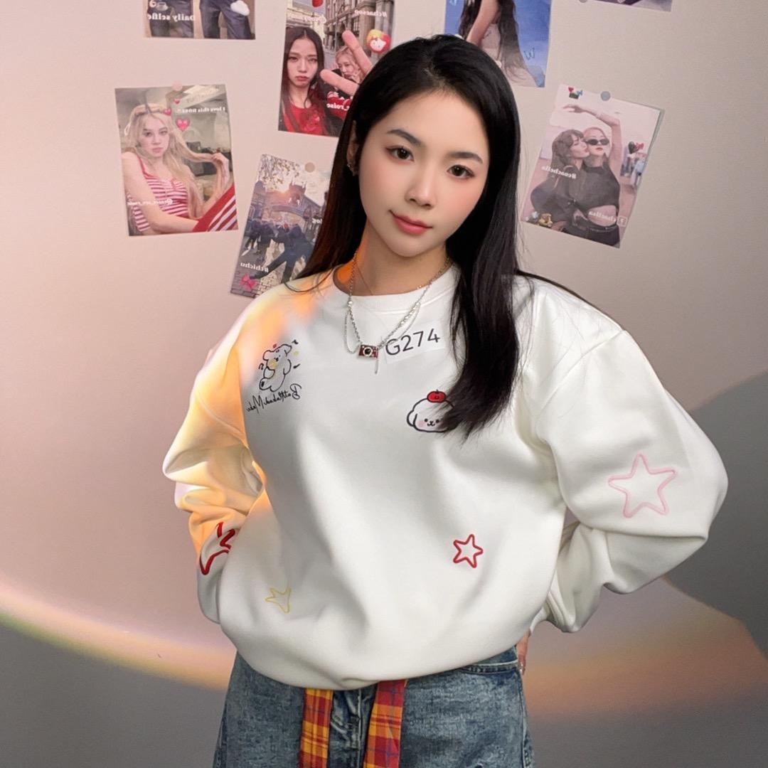 时尚潮流女装店铺