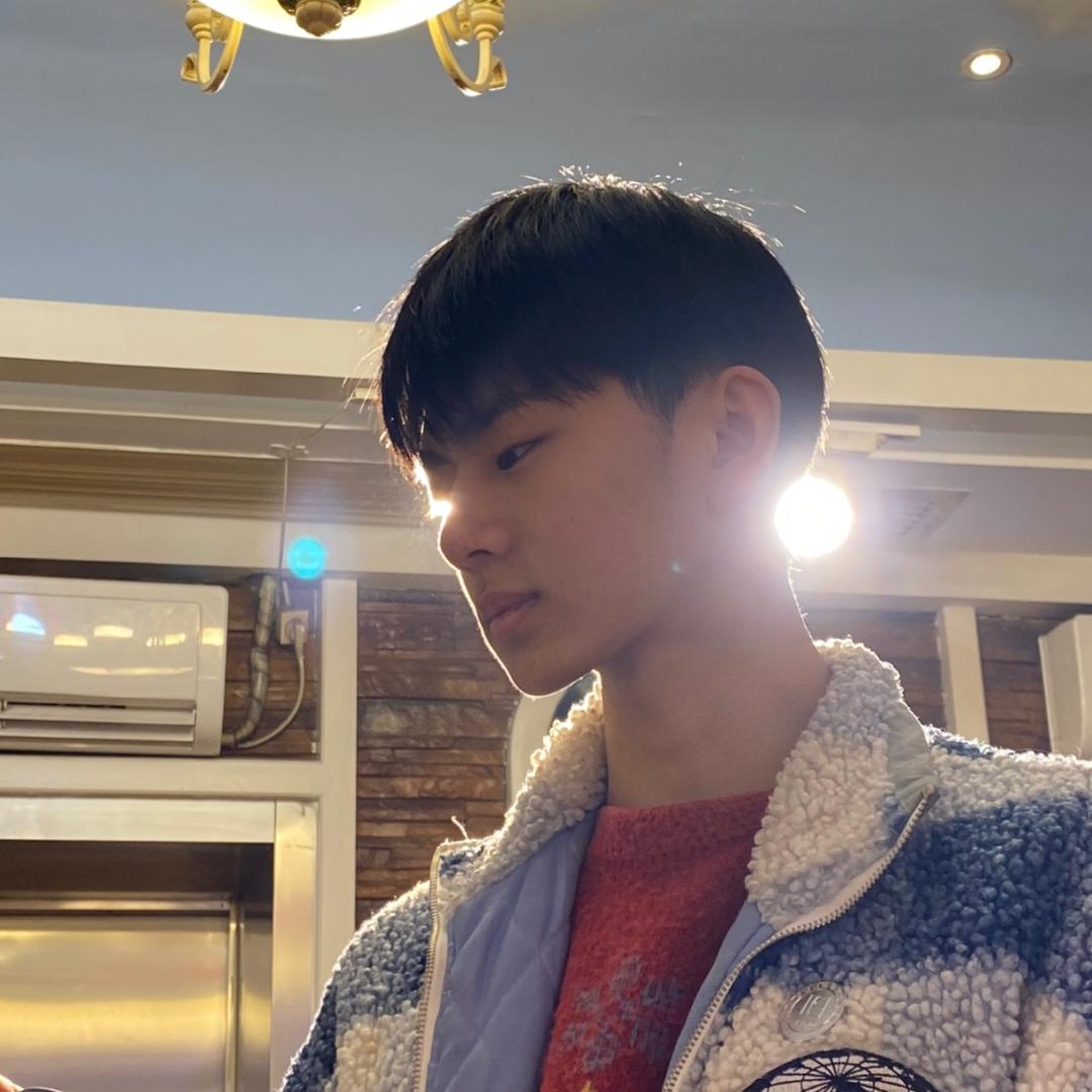 AK_Team 庞庞