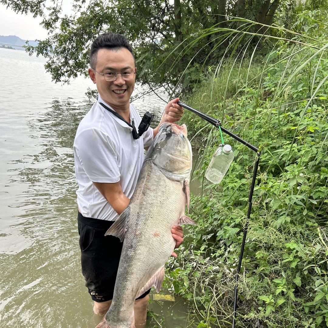 （神娃游钓全国）射洪四海钓鱼渔具超市