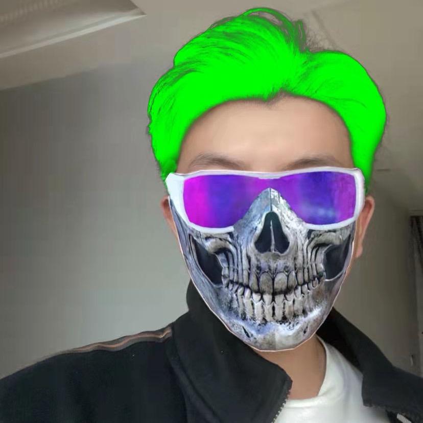 被雨淋湿的修狗