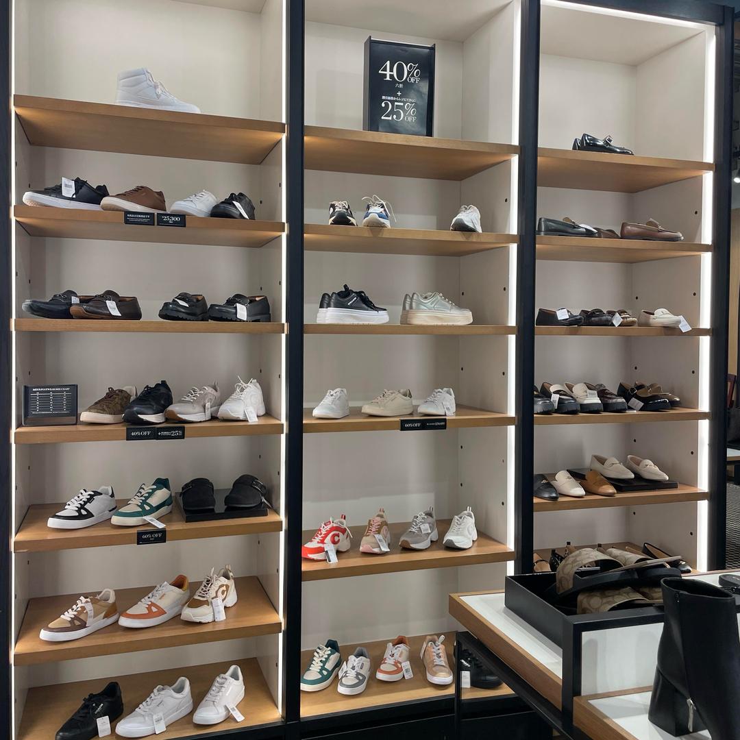 SH奥莱奢品折扣2店