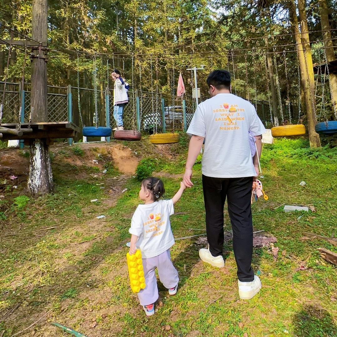 可可爱爱小鲸鱼🐳