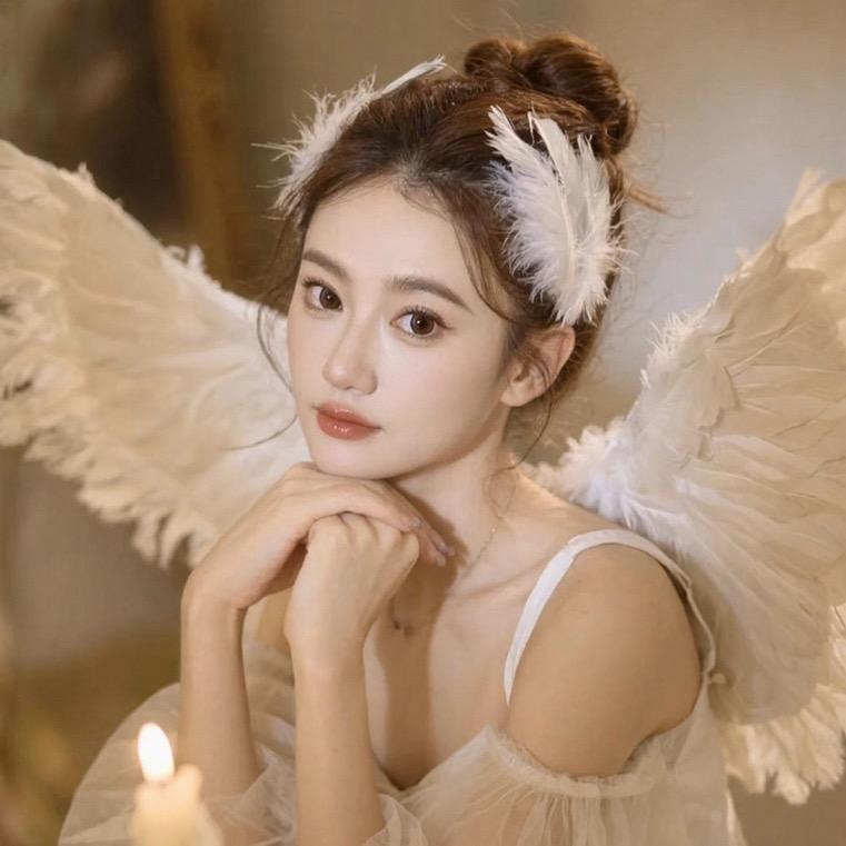 小酒窝在发光☀️