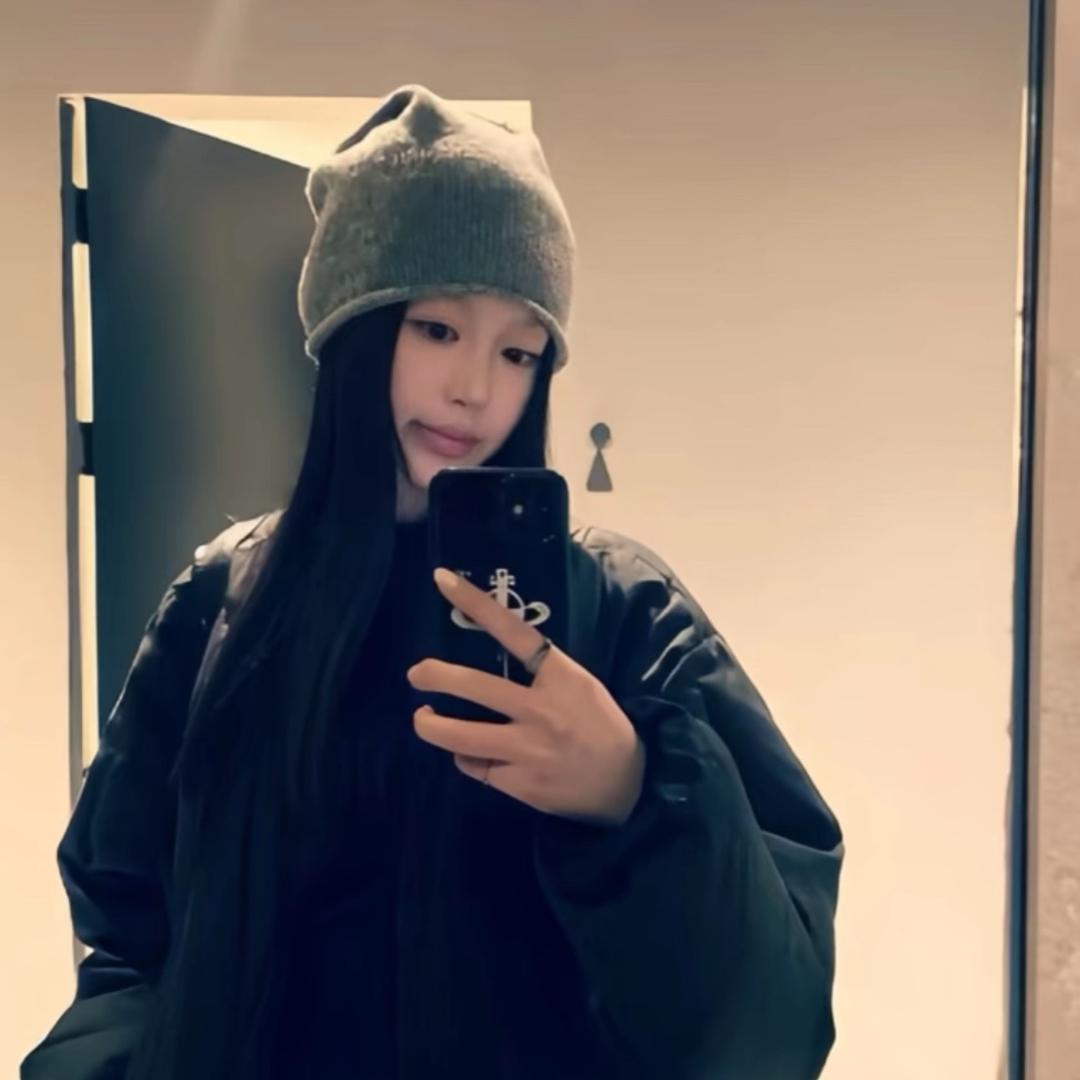如🕸️