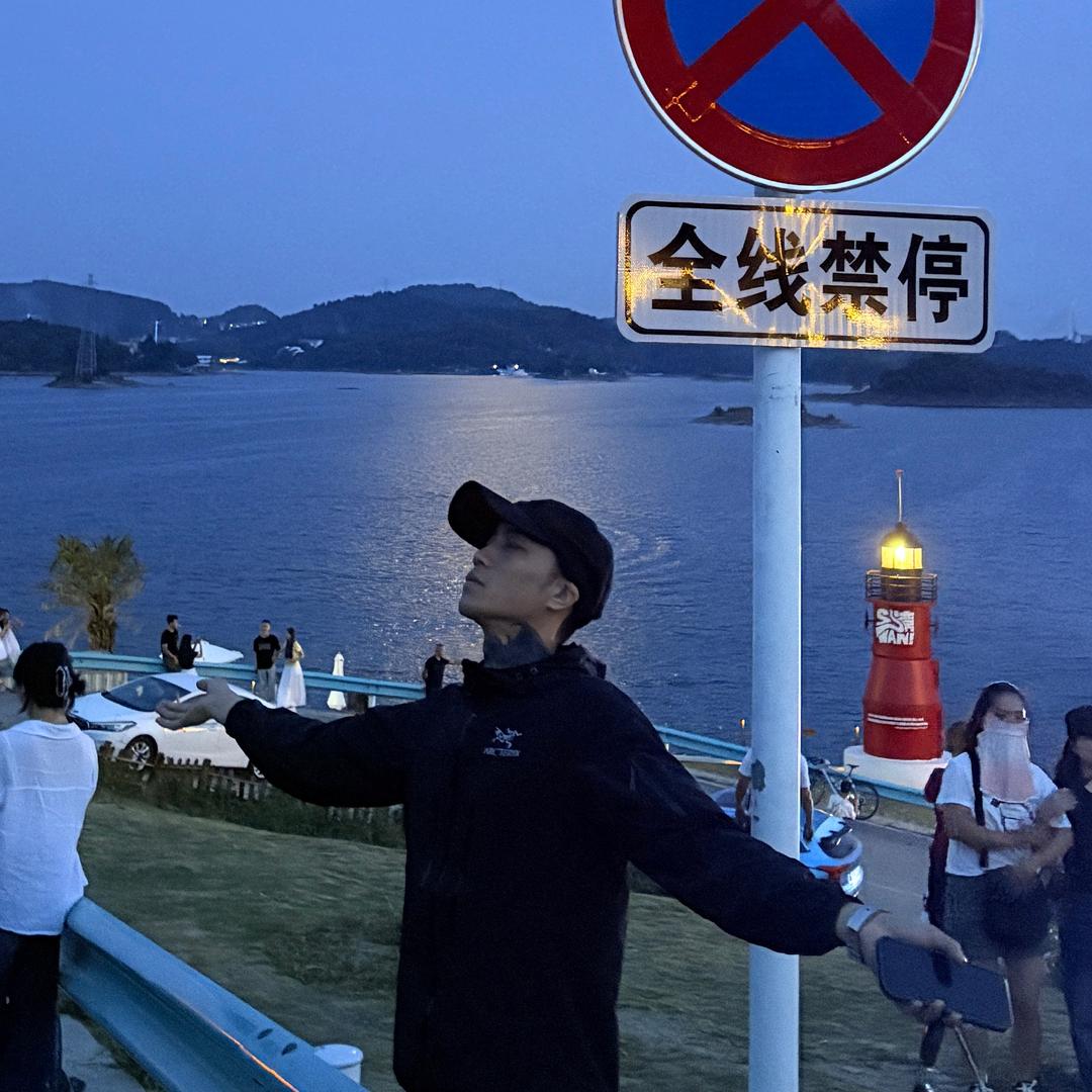 @郑先生