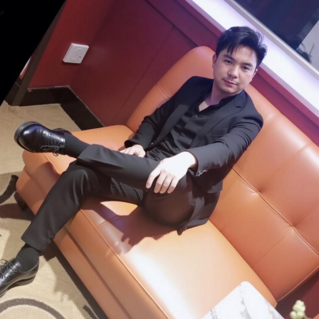 丿氣质丶爺