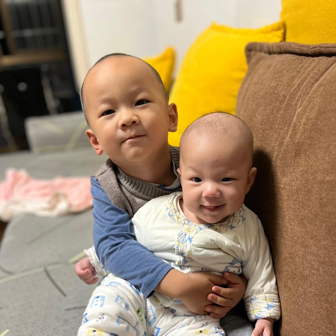 外卖老妹跑外卖