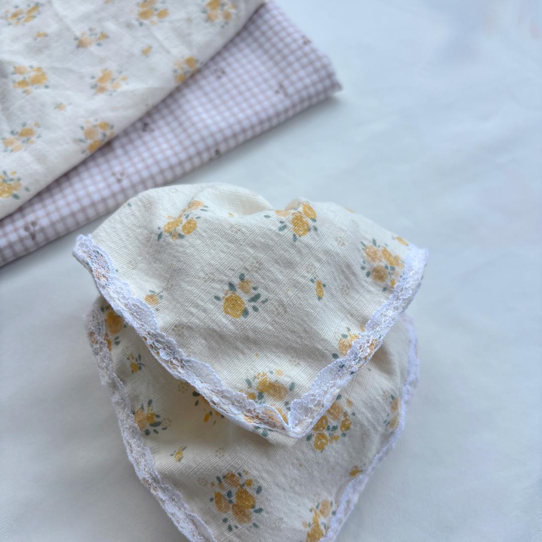 踩缝纫机的幼师