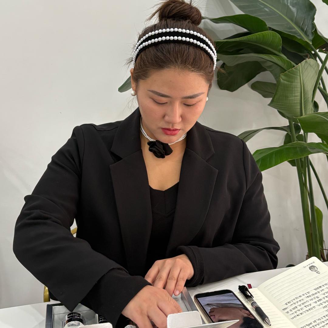 伊川调肤师 静利