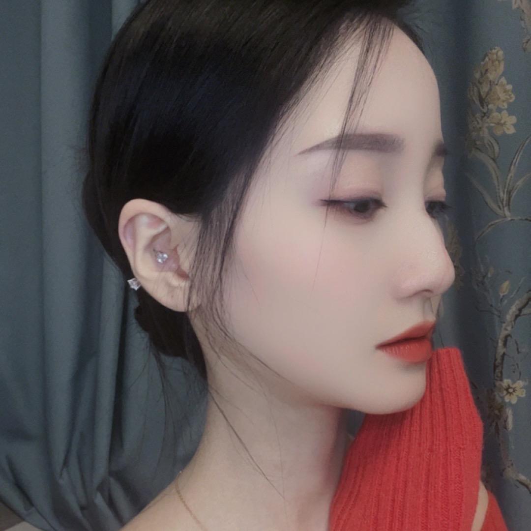 柠檬不萌🍀