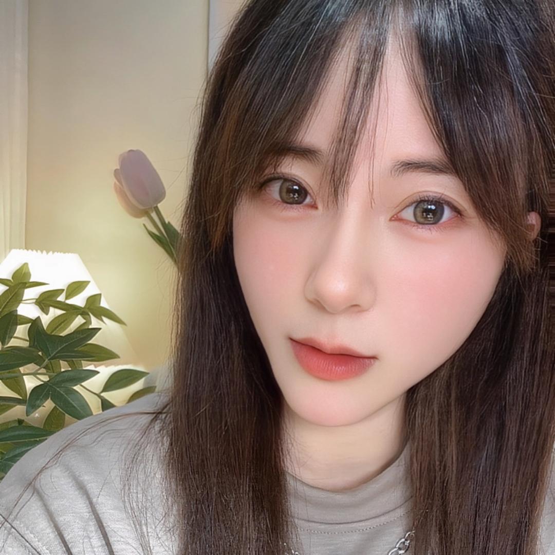 吃素的大脸莉娜