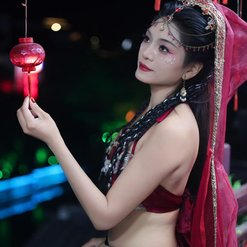 卡车司机小丫丫