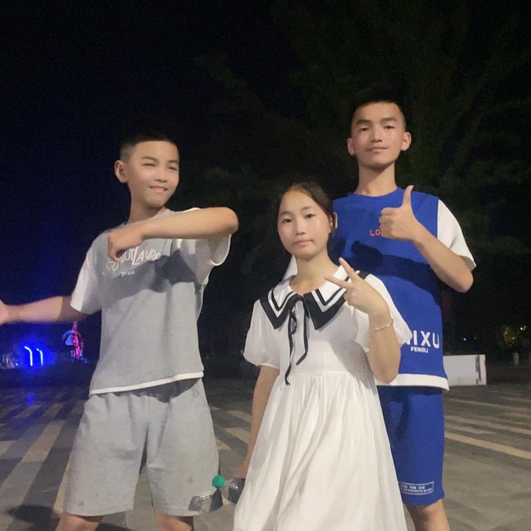 涵斌萱
