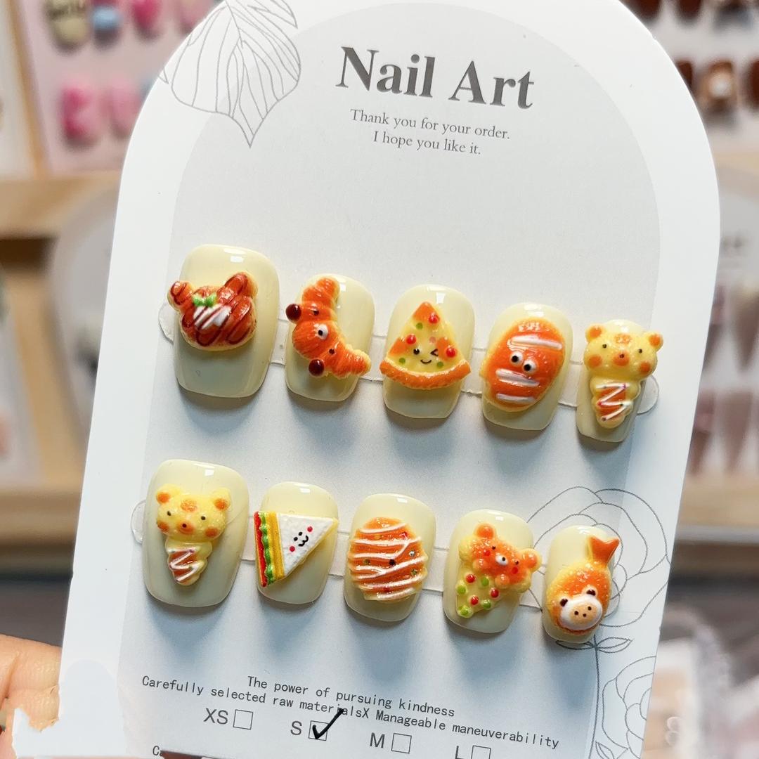 Smile 纯手工穿戴甲