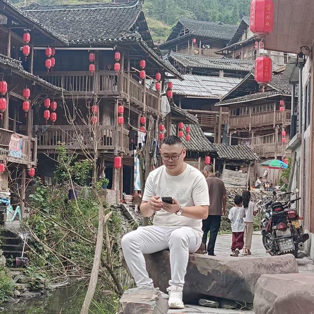 俊哥冷藏车货运