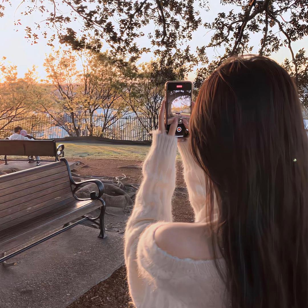 @邹以沫