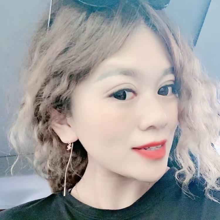 A 、李大美