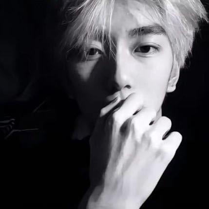 @.小   武