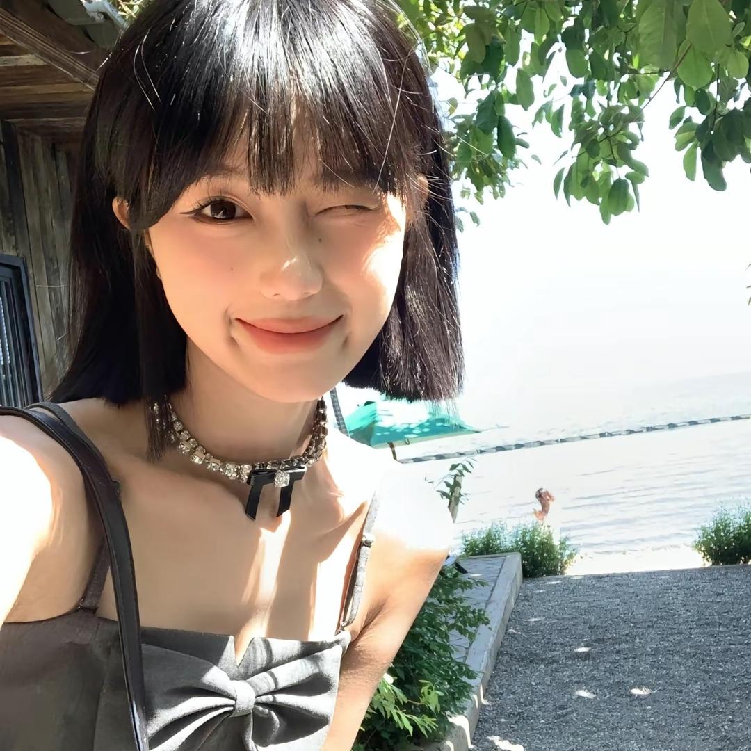 燕.