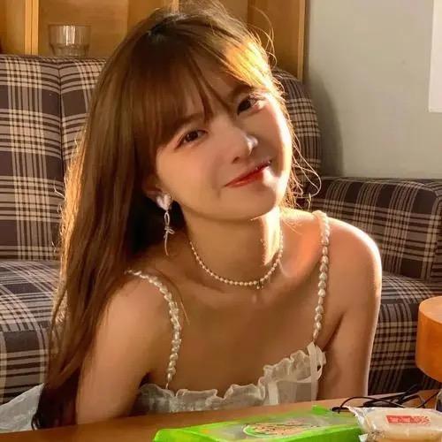 闯荡娱乐圈的小美