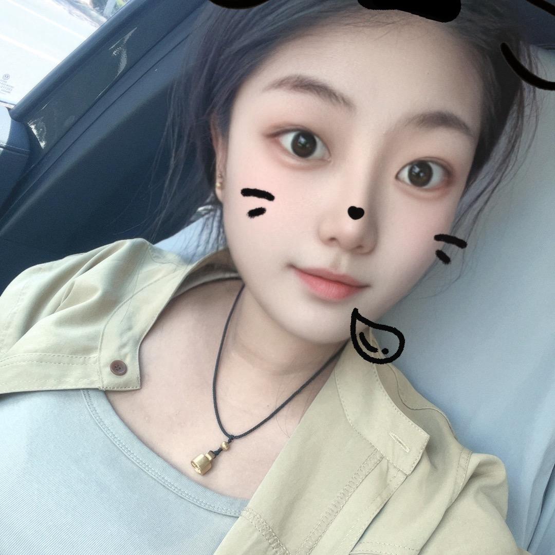 霸气的小姐姐