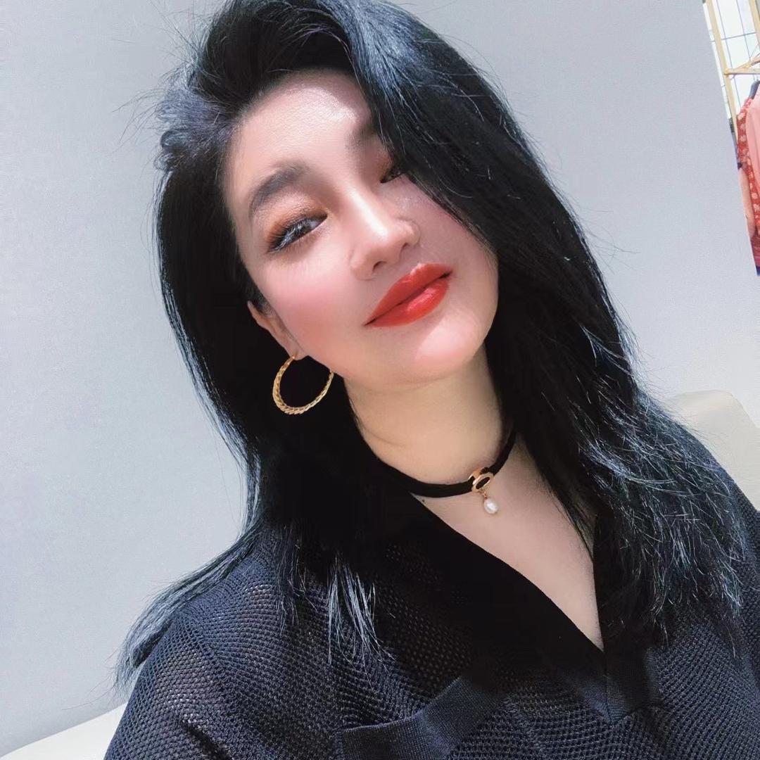 韩梅美鞋美衣