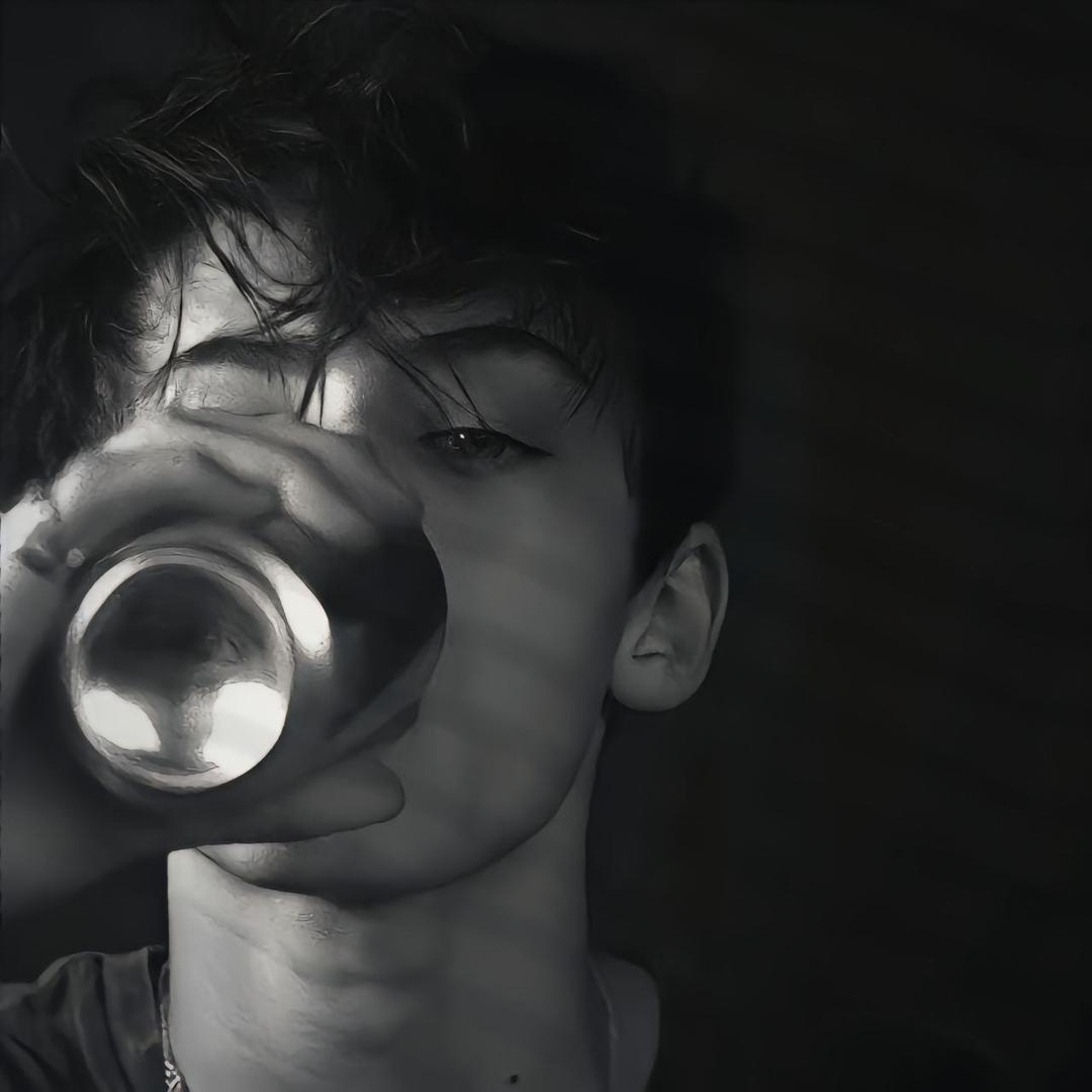 别说话,我不想听