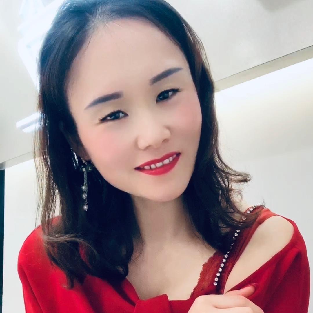 沿河佳人苑服装店