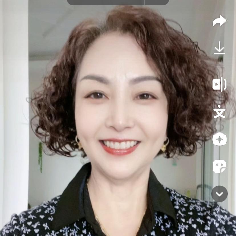 管管奶奶