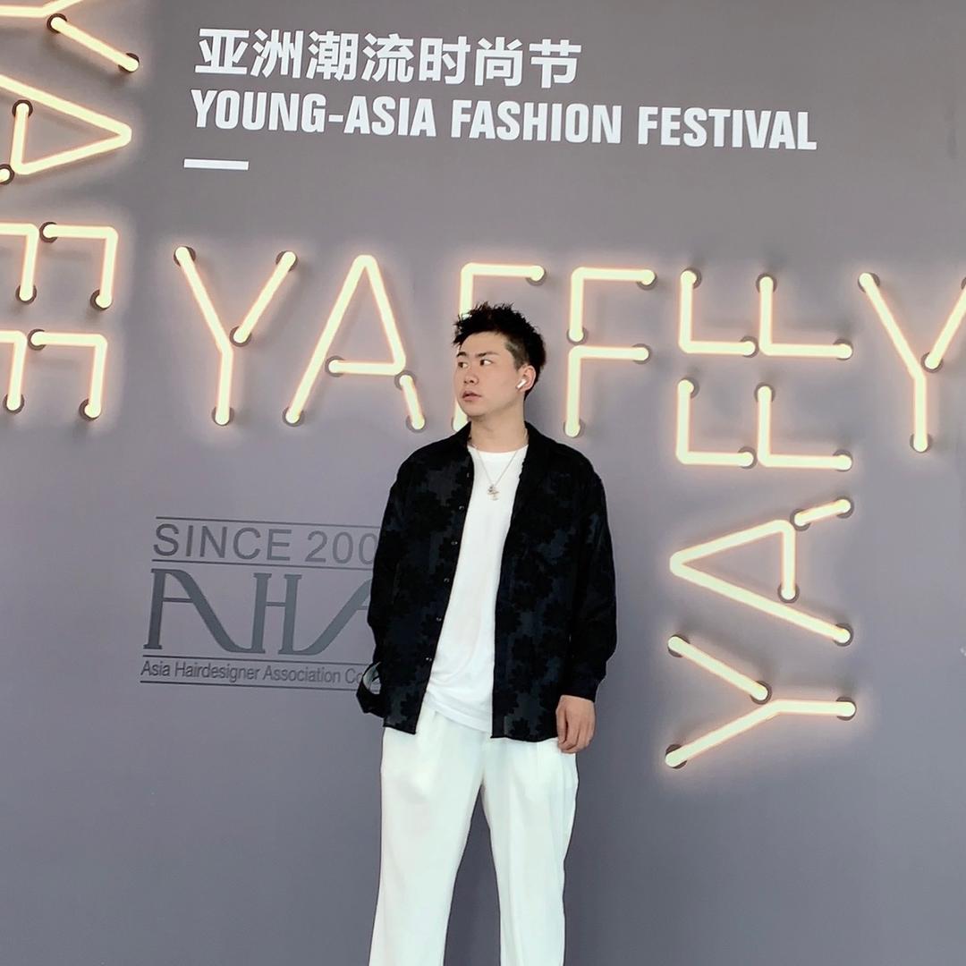 济南WUYUE杰瑞发型定制（免打理）