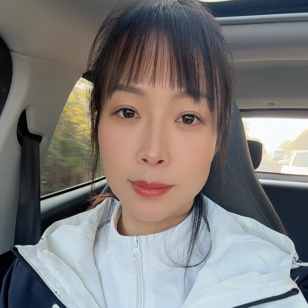 1米77的黑妹爱跳绳