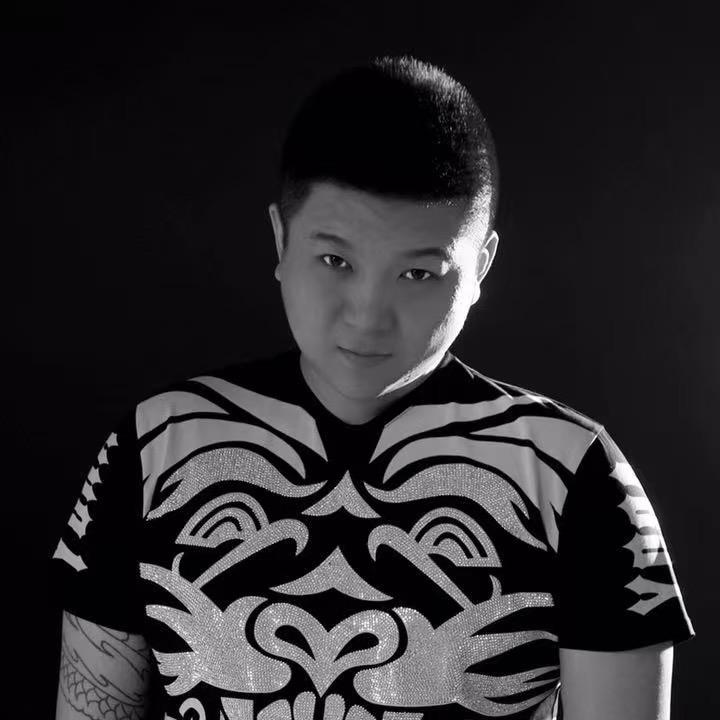 地主白日常小号