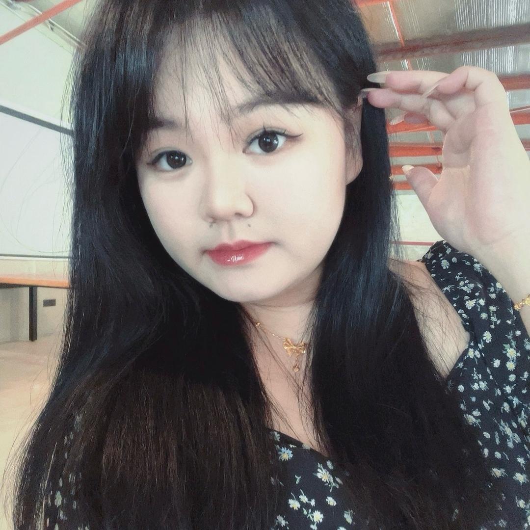 小莹🎤（努力版）