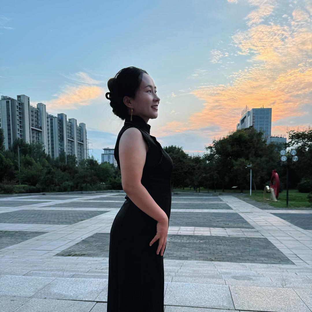 @依诺麻麻(家有三千金)