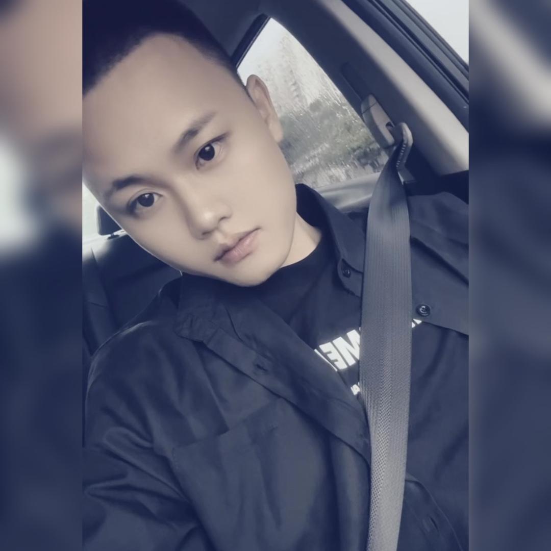 魏龙
